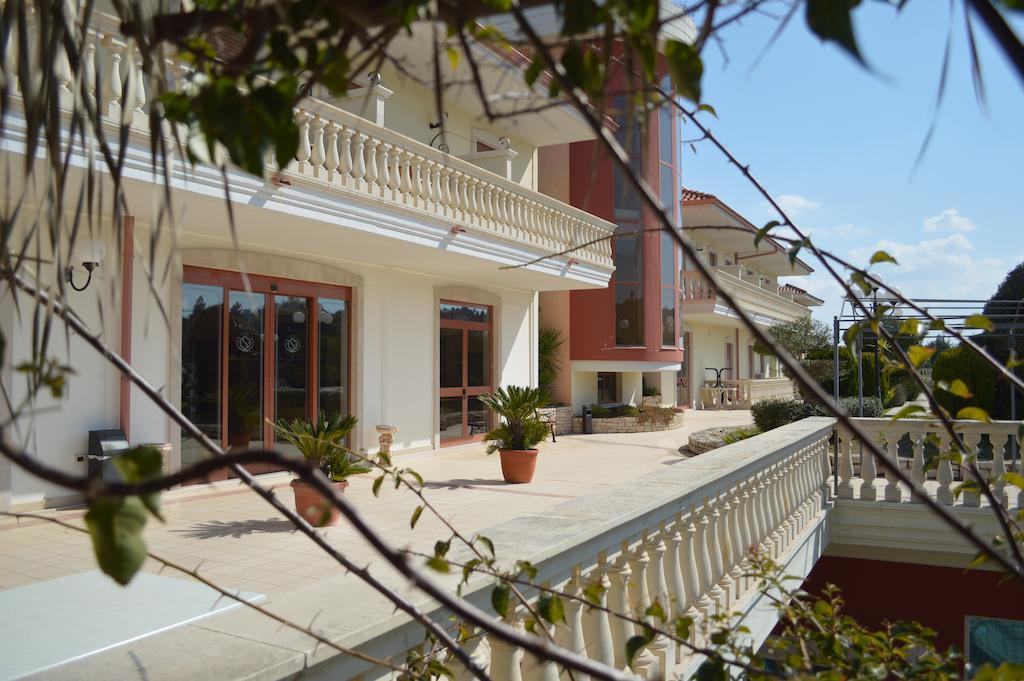 Hotel Parco Serrone Corato Exterior foto