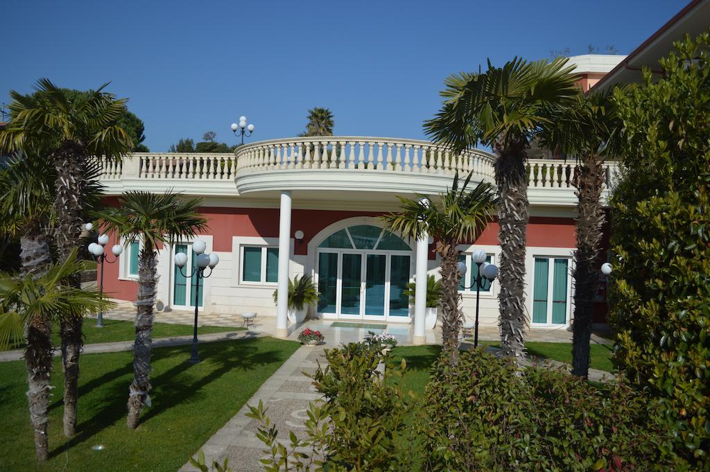 Hotel Parco Serrone Corato Exterior foto
